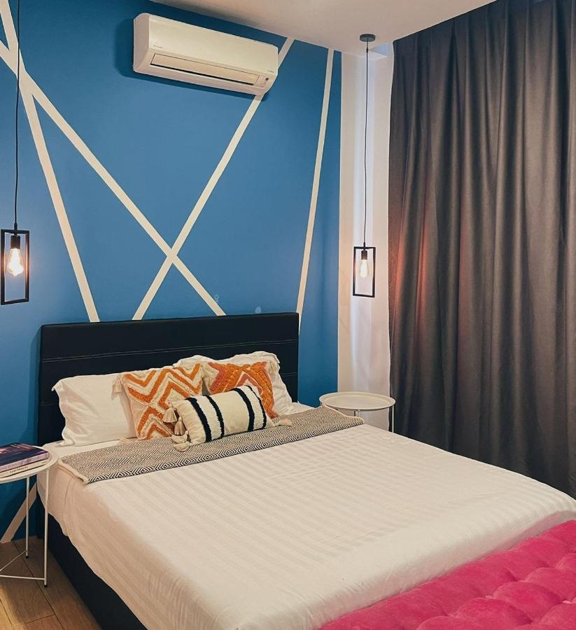 Pleasant Amenities, Itcc Manhattan Apartment